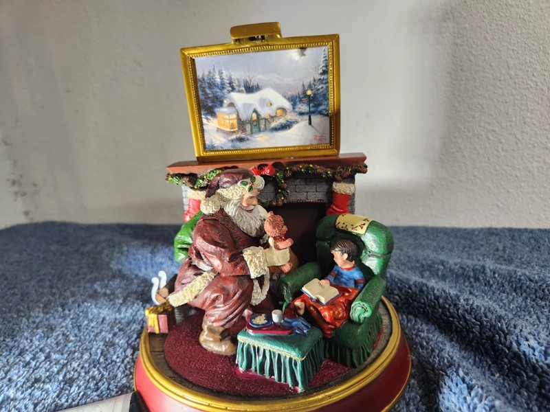 The Bradford Editions Thomas Kinkade Illuminated Santa Figurine