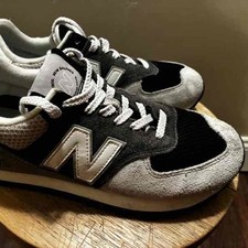 New Balance 574 Men's Black Grey White Sneakers US Size 8
