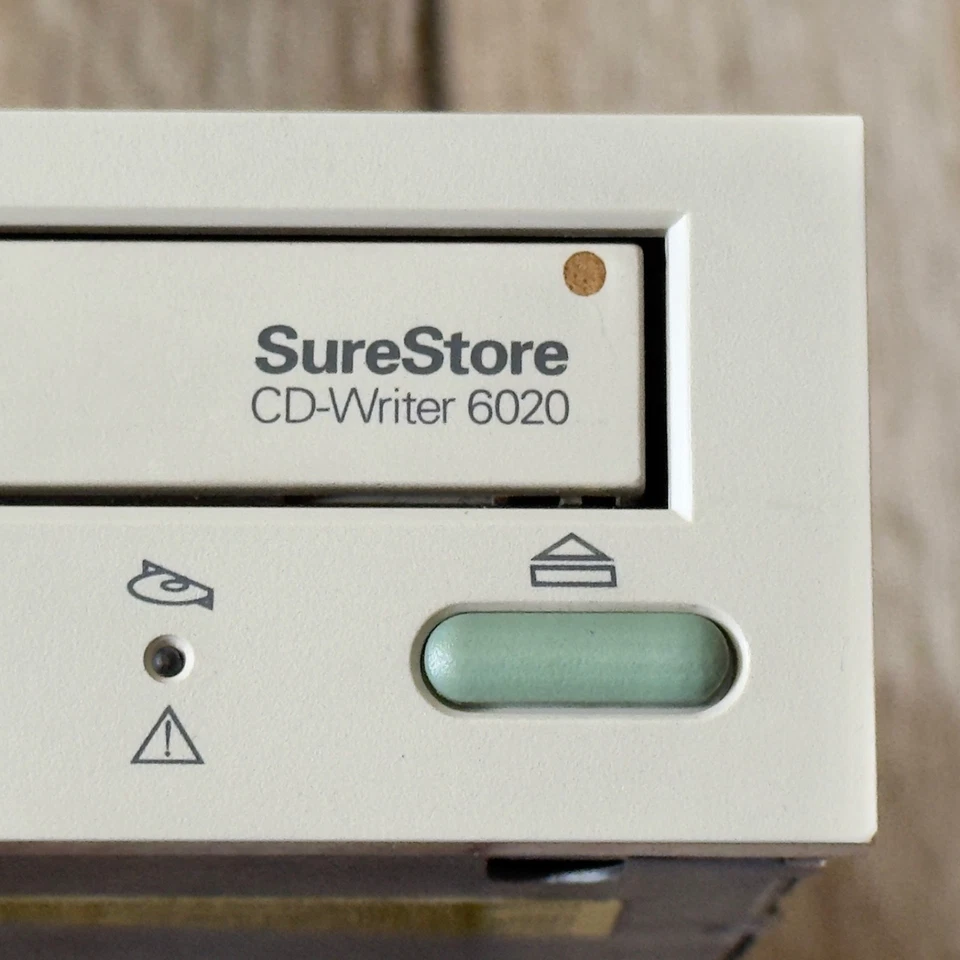 Grabadora de CD HP SureStore 6020 6020i unidad CDRW Foto 3 de 4