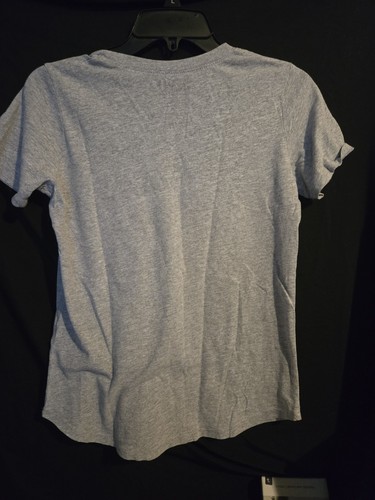 Nirvana Gray & Pink T-Shirt Size XS Concert Music Grunge Casual Previously Loved - Picture 5 of 5