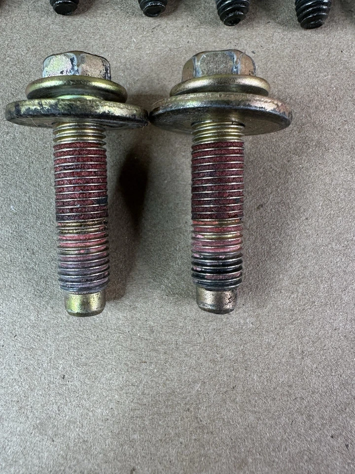 Pernos de montaje del asiento delantero Acura Integra 1994-2001 OEM Honda Civic 1992-2000 Foto 2 de 3