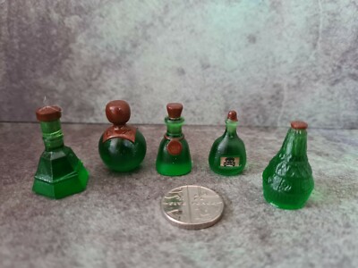 Trank / Labor Miniatur / 5 Designs / Puppenhaus / Alchemie / Diorama