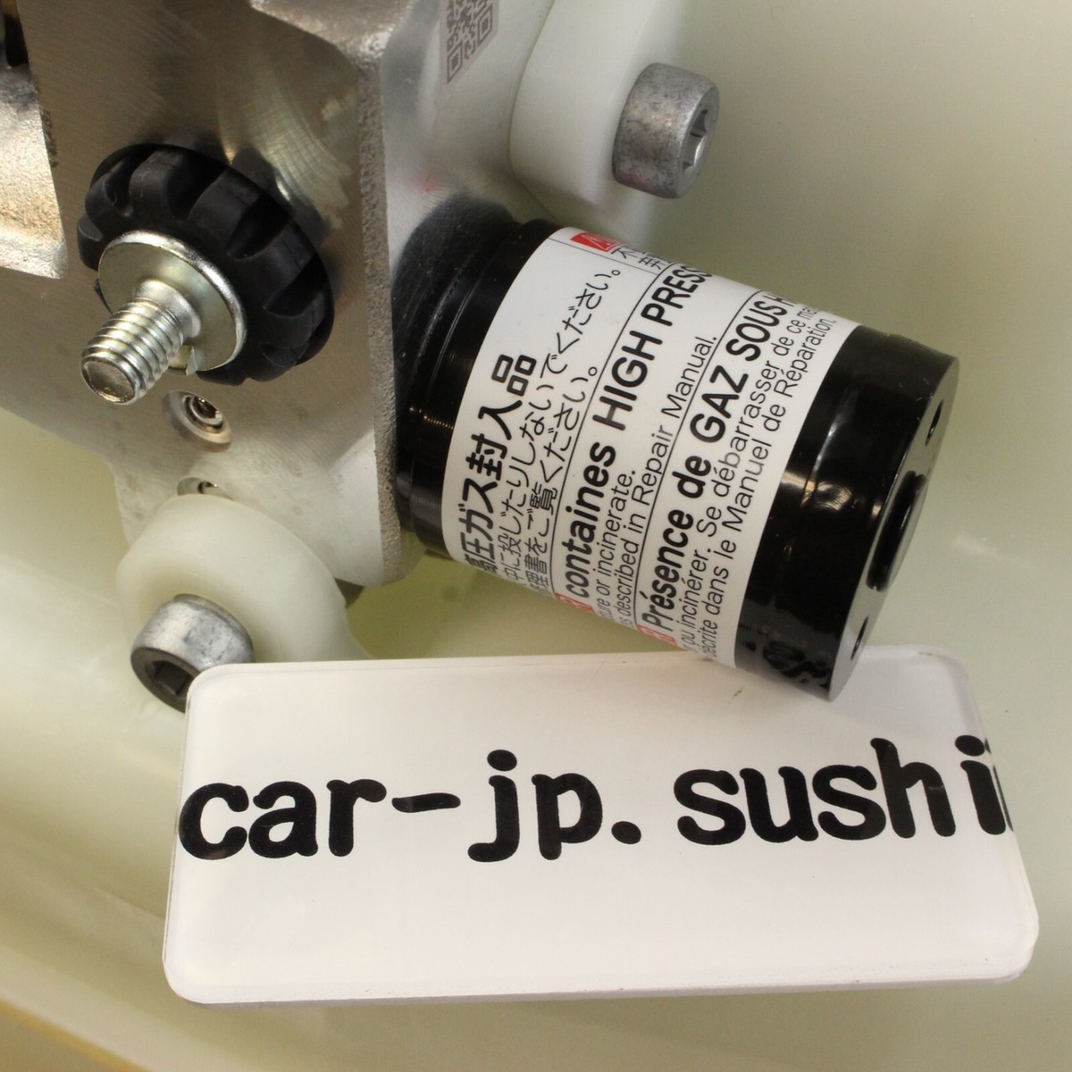 しー TOYOTA Genuine LX570 Height Control Pump & Motor 48910-60033