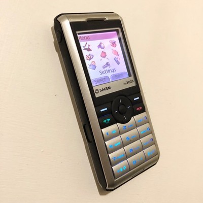 Sagem my302X - stylish retro outdoor dumbphone - NEW - UNLOCKED - RARE