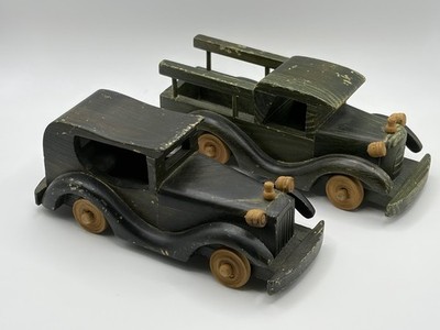 Set Of 2 Hand Carved Wooden Folk Art Cars Rolling Wheels Primitive Rustic Toy