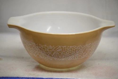 VINTAGE PYREX 441 WOODLAND CINDERELLE W/POUR SPOUTS MIXING BOWL USA