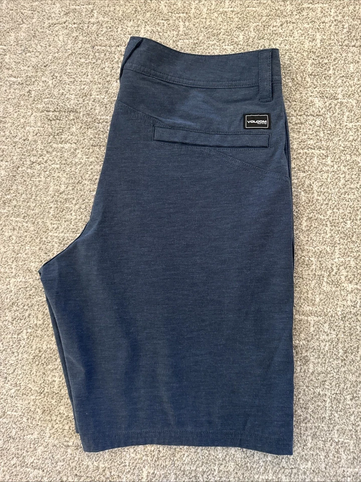 Volcom Shorts Mens 34 Blue Hybrid Lightweight Casual Comfort Golf Chino - Image 4 of 4