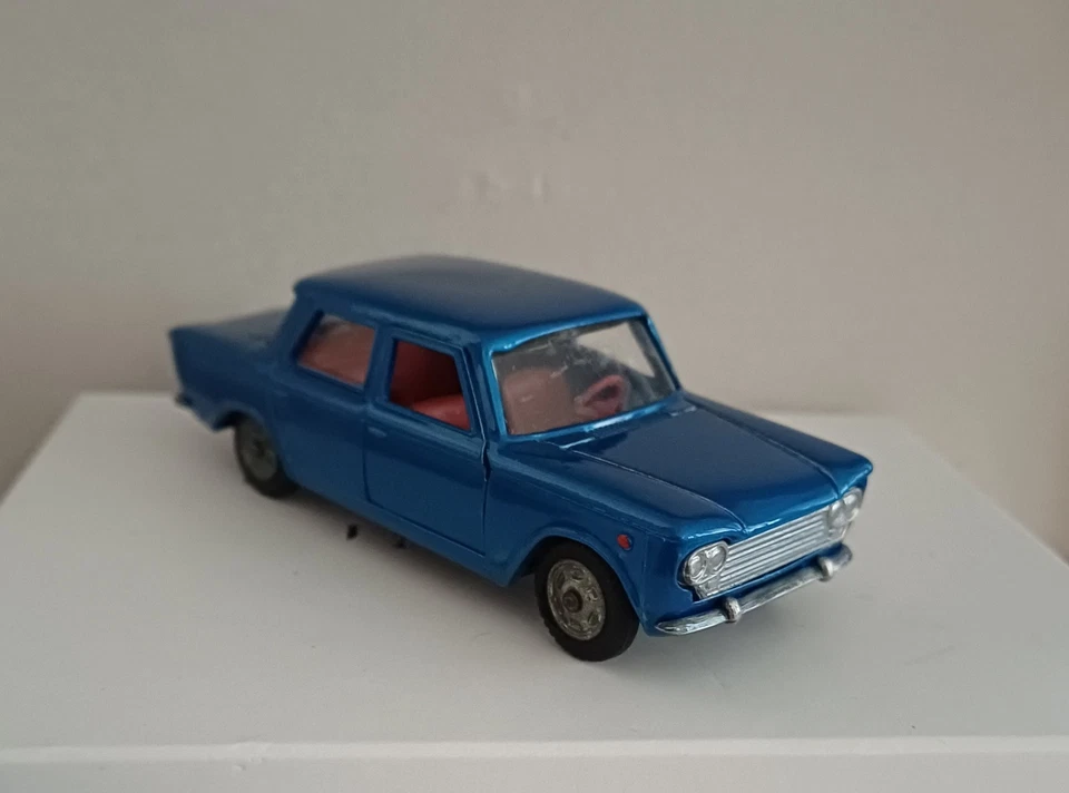 Mebetoys Fiat 1500 Art A-2 Scala 1/43 Restaurata - Immagine 2 di 4
