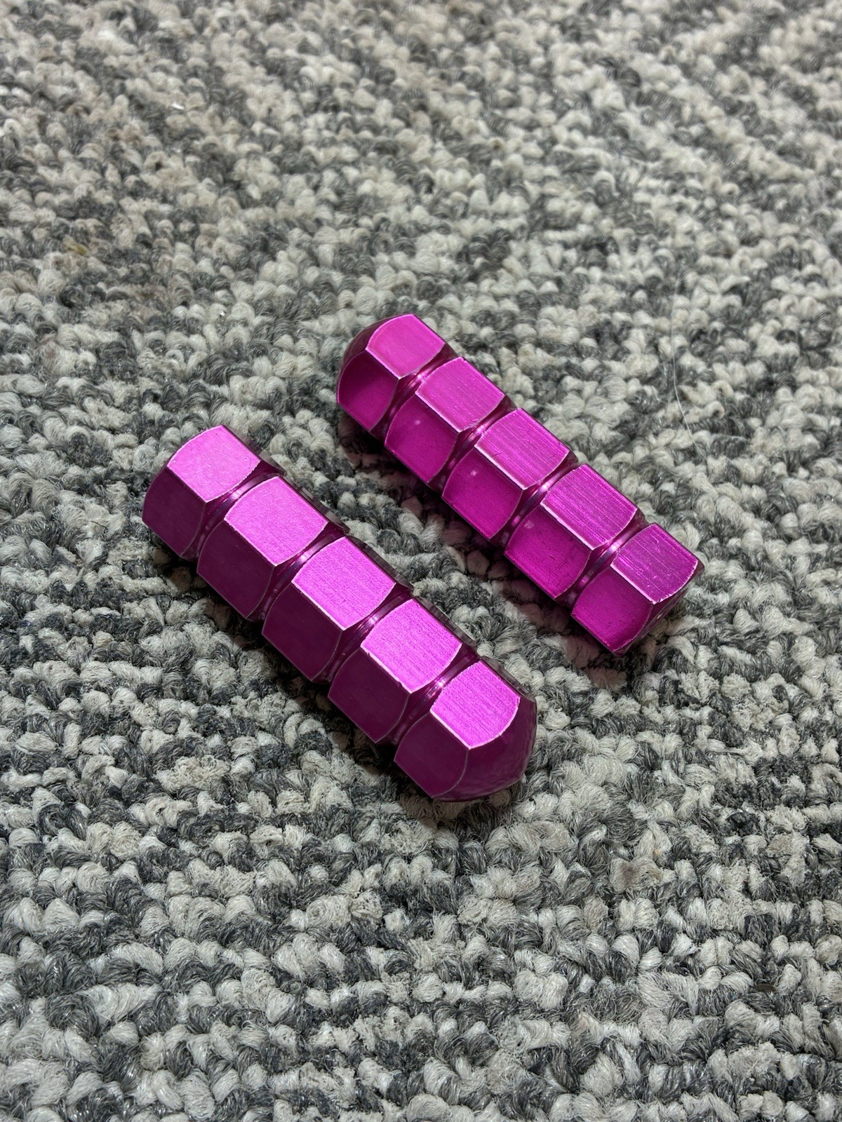 Old School Hard Luck BMX Bullet Pegs Solid 26t 3/8's Axle Rad Berry