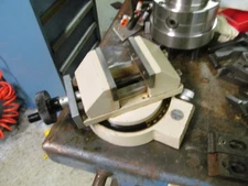 Mitutoyo 80mm Wide x 62mm Max Opening Rotary Vise Work Piece Inspection Fixture