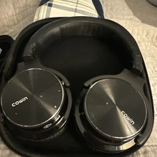 Cowin E7 Pro Active Noise Cancelling Bluetooth Headphones W/ Case And Charging