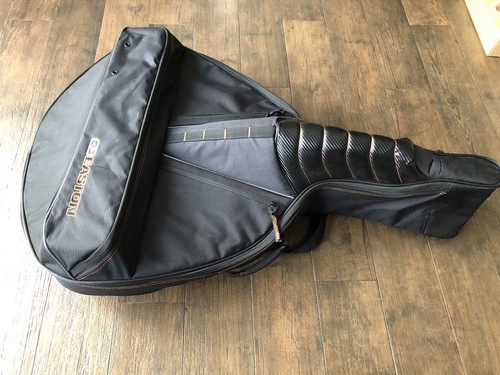 Axe 400 Crossbow Kit W/Easton Soft Case - Picture 6 of 7