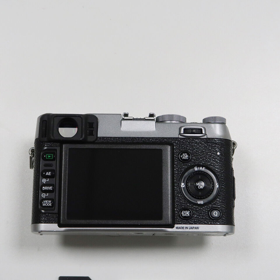 【美品】FUJIFILM X100s 2500回 Amazon | FUJIFILM デジタルカメラX100S ブラックリミテッド