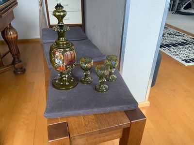 Dekantiergefäß bzw. Weingefäß mit 3 Gläsern für besondere Anlässe