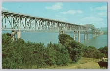 Newburgh Beacon Bridge over the Hudson River Vintage Postcard