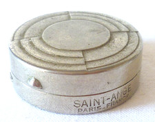 ANCIENNE PETITE BOITE POUDRIER  SAINT - ANGE PARIS