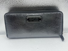 Marc by Marc Jacobs Silver Zip-Around Women's Wallet Zipper Accent Credit Card