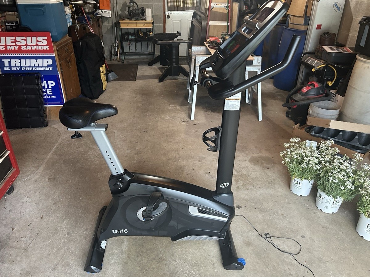 Nautilus U618 Nautilus Bike U616 Nautilus U614 Upright Exercise - Main Image