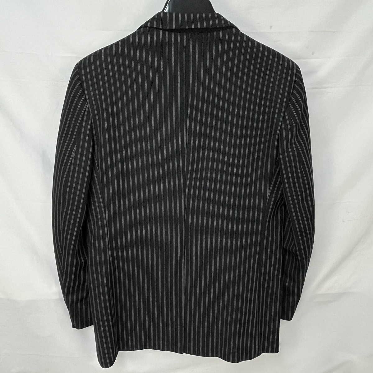 VINTAGE 60S PENNEYS TOWNCRAFT PLUS BLACK PINSTRIPE 2 PC SUIT 42