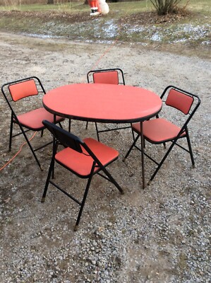 modern folding table and chairs