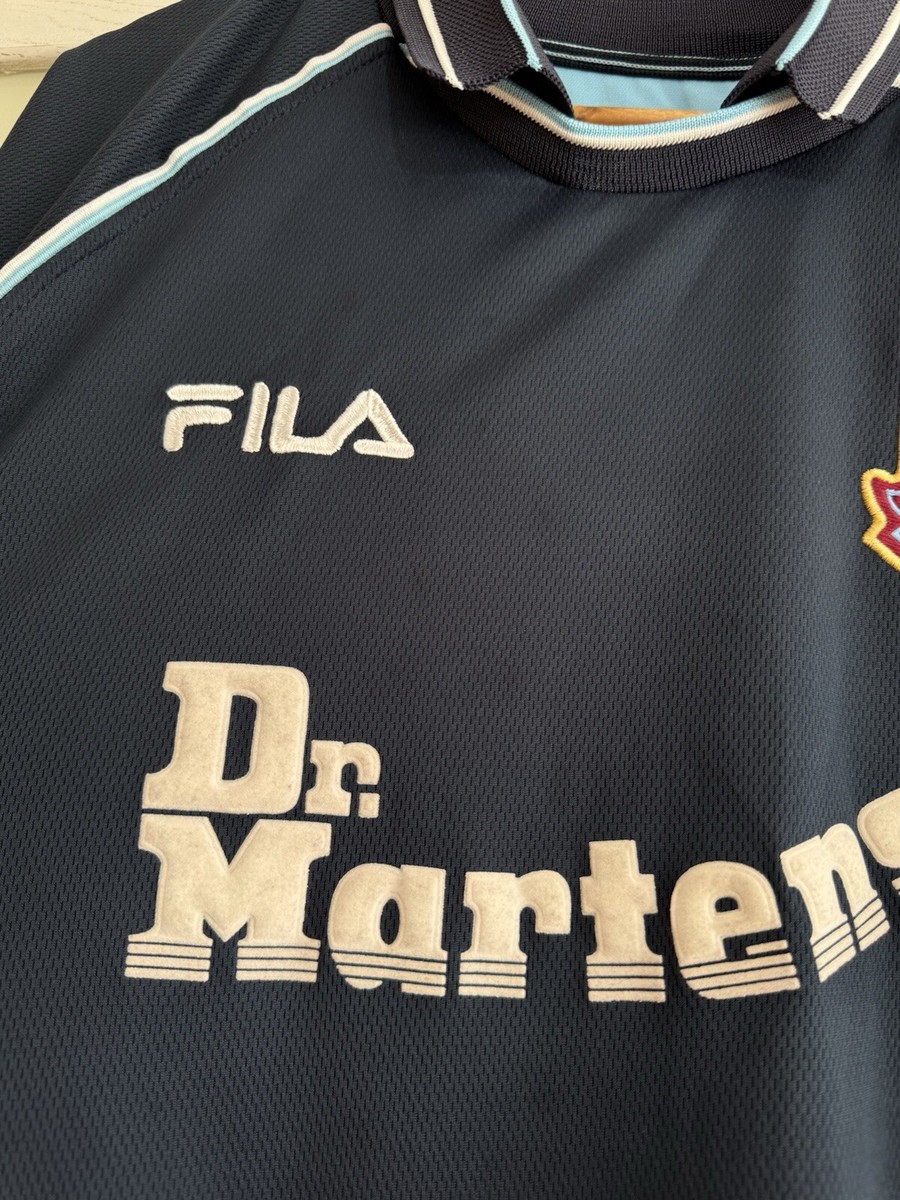 Vintage West Ham United 1999-2000 Soccer Jersey Football Kit