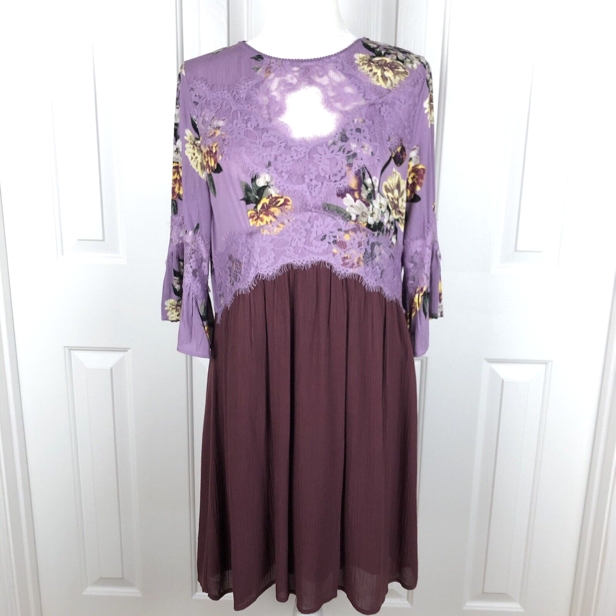 Purple Lace Dress Medium Floral Bell Sleeve Empire Cut Out Boho Wedding  Oddy | eBay