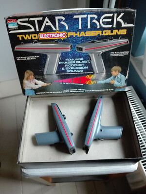 CLASSIC DUAL PHASER SET mit Soundeffekten Star Trek TOS SOUTHBEND mit OVP