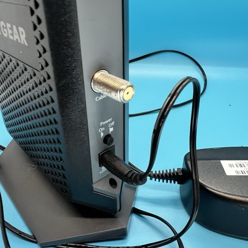 Netgear CM1000 Ultra-High Speed Cable Modem - DOCSIS 3.0 CM1000-100NAS - 第 3/9 張圖片