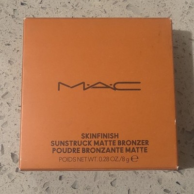 M·A·C Skinfinish Sunstruck Matte Bronzer Matte Medium Rosy 0.28 oz
