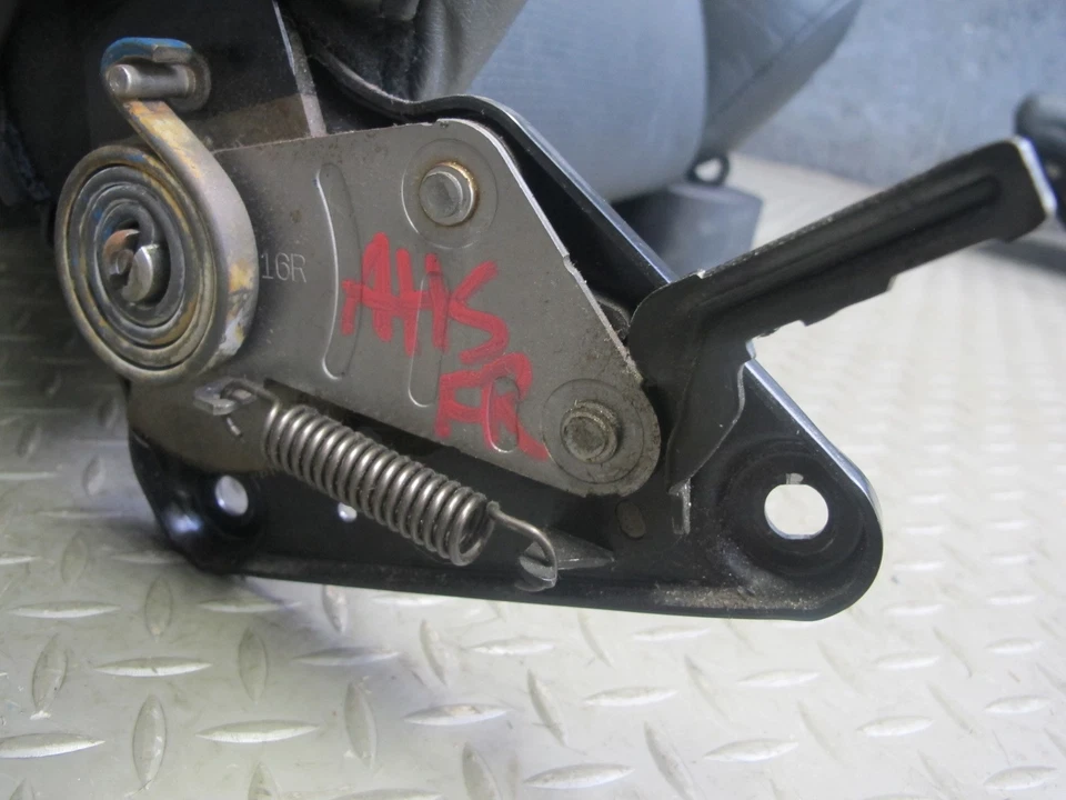 00-05 HONDA S2000 ПЕРЕДНЕЕ ПРАВОЕ СИДЕНЬЕ ВЕРХНЯЯ СПИНКА КОЖАНАЯ ПОДУШКА ЧЕРНЫЙ OEM - Изображение 2 из 4