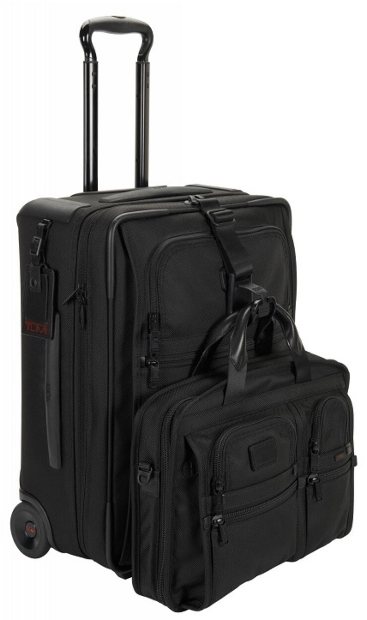 675 NWT TUMI ALPHA 2 22" Continental Expandable 2Wheeled CarryOn