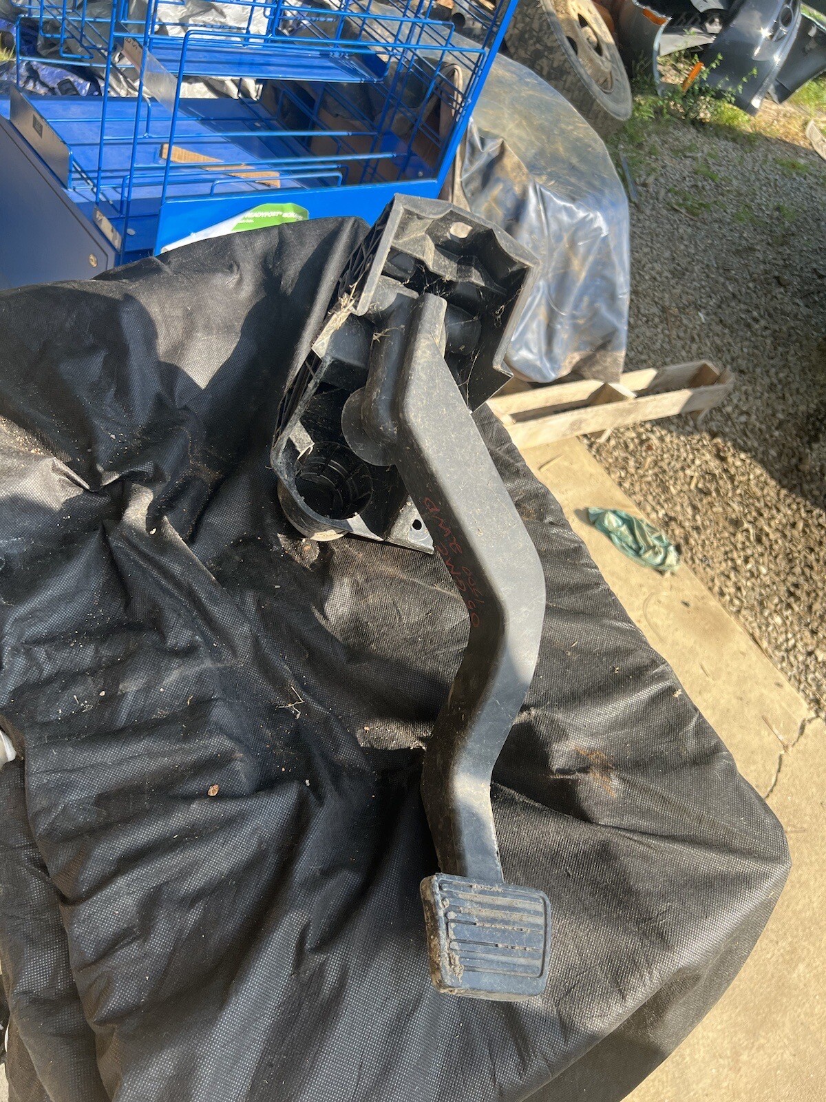 CHEVY/GMC SILVERADO CLUTCH PEDAL ASSEMBLY OEM 19992007 eBay