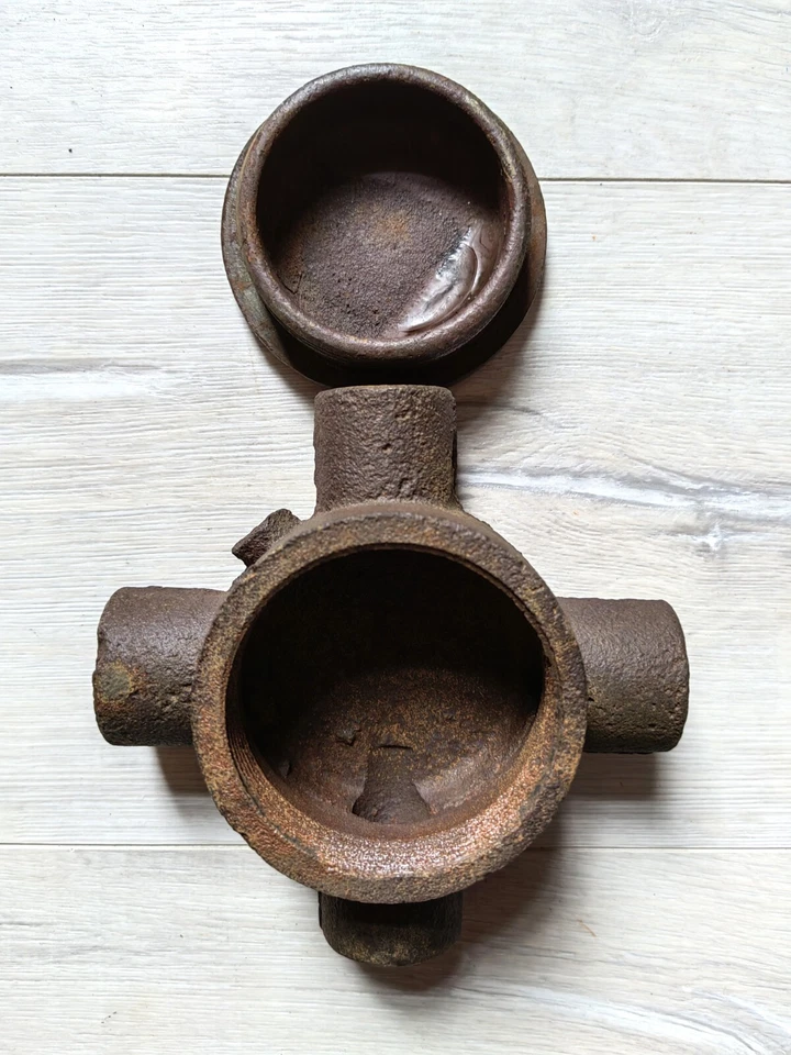 Vntg USSR Cast Iron Electrical Junction Box With 4 outputs 3/4" thread 1960s.6 - Image 3 of 4