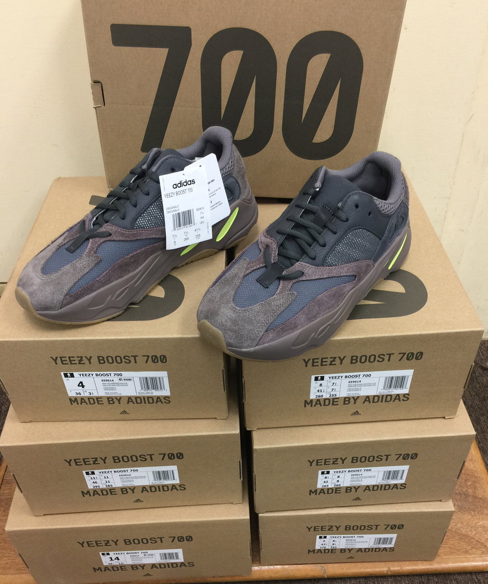 yeezy boost 700 mauve price