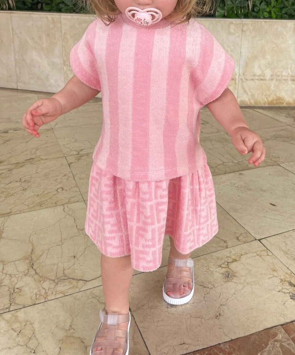 Abito asciugamano rosa per bambine Fendi logo Fff taglia 18 24 mesi prezzo disponibile £320