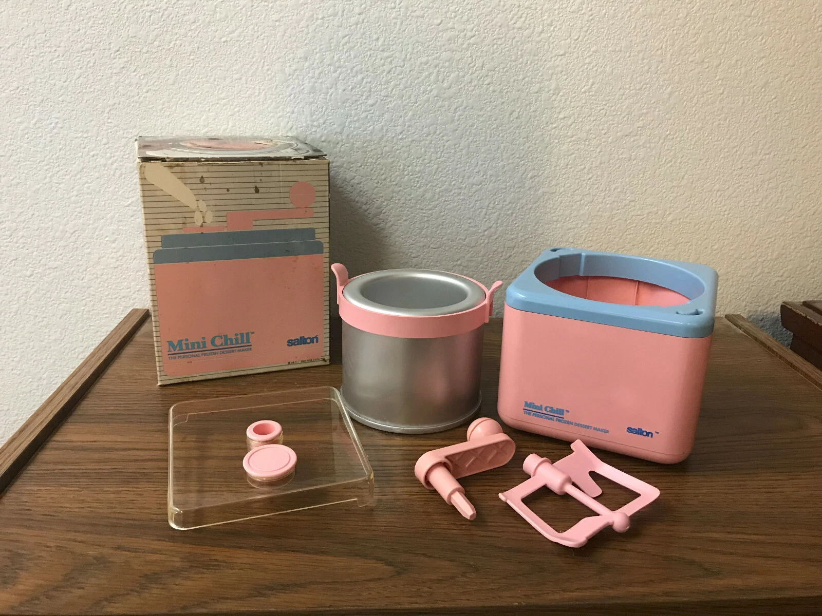 Salton- Mini Chill Ice Cream Maker