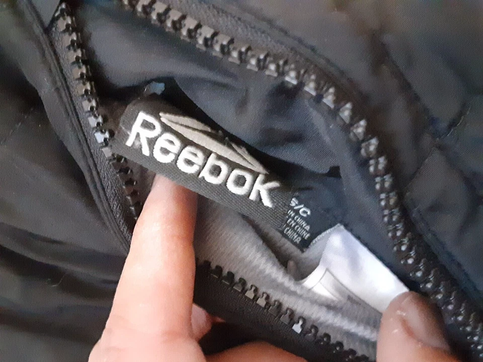 Chaqueta larga negra clásica Reebok para mujer Parka Abrigo Aros Talla pequeña #S159 Foto 2 de 4