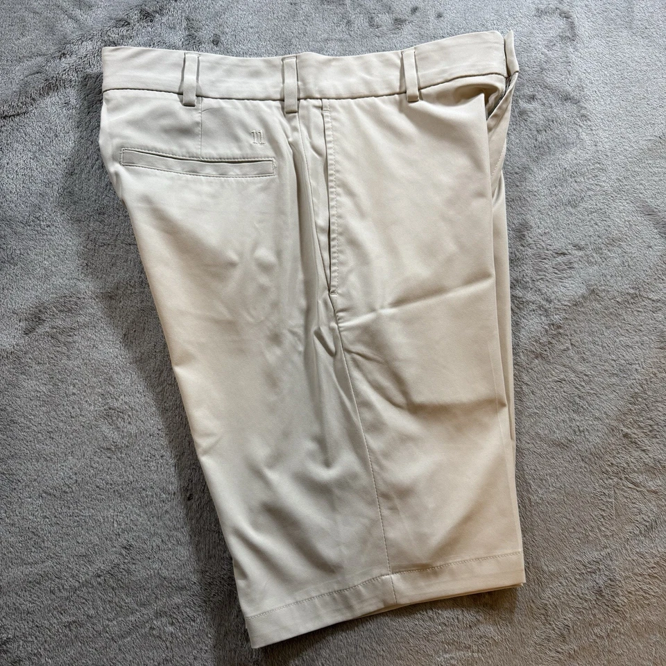 Pantalones cortos de golf para hombre Walter Hagen P11 caqui claro 10” talla 30 frente plano Foto 4 de 4