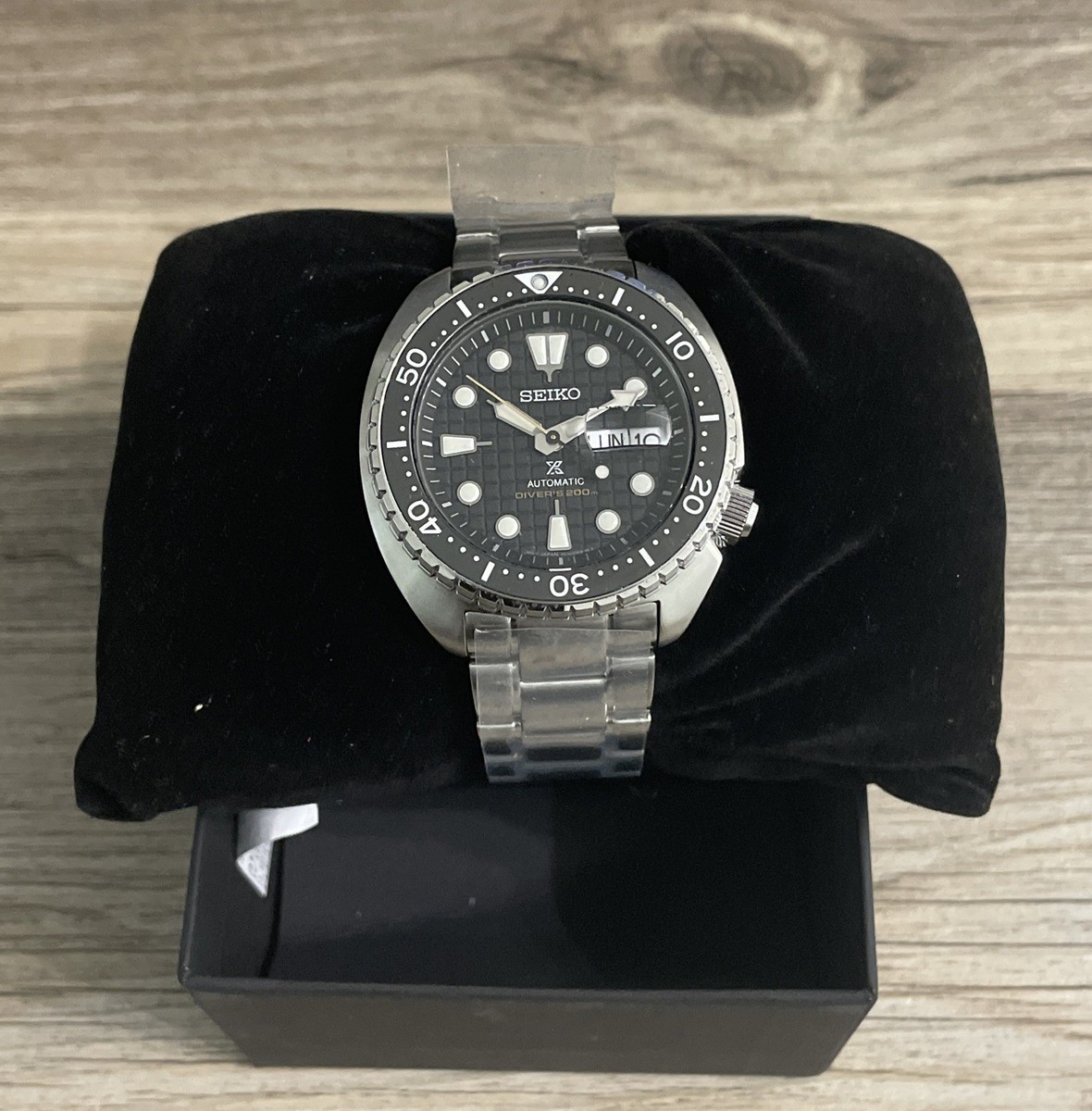 未使用 セイコー プロスペックス SRPE03 キングタートル ブラック 自動巻 Seiko Prospex Men's Black - SRPE03 KING TURTLE AUTOMATIC
