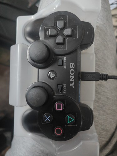 Sony PlayStation 3 160GB Spielkonsole - Schwarz (CECH-2504A) - Bild 8 von 10
