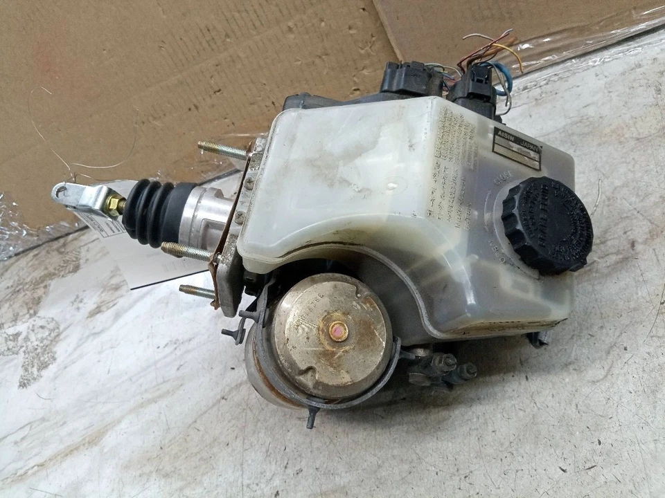 2001-2005 LEXUS GS300 ANTI-LOCK BRAKE PUMP ABS OEM  - Image 2 of 4