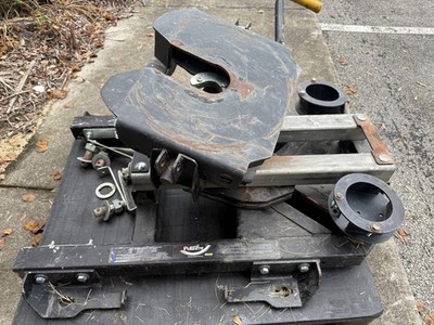 PULLRITE Pulliam Enterprises 2900 Superglide 20,000 lbs 5th wheel hitch