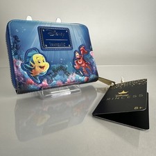 Cartera Loungefly Disney La Sirenita Princesa Escenas Cremallera Alrededor, NUEVA NUEVA CON ETIQUETAS