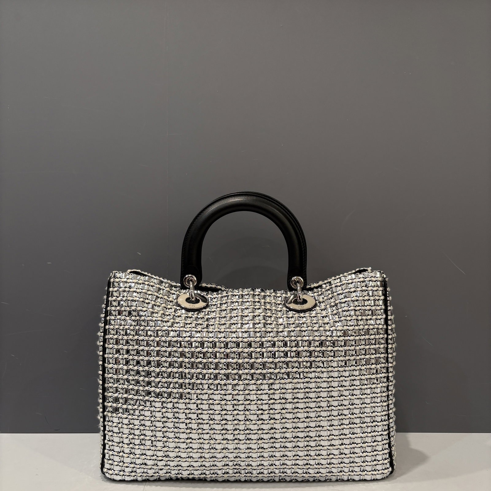 Dior Medium Diorissimo Tote White Silver Pink Red Black Lambskin (qp041826a2) — image 3
