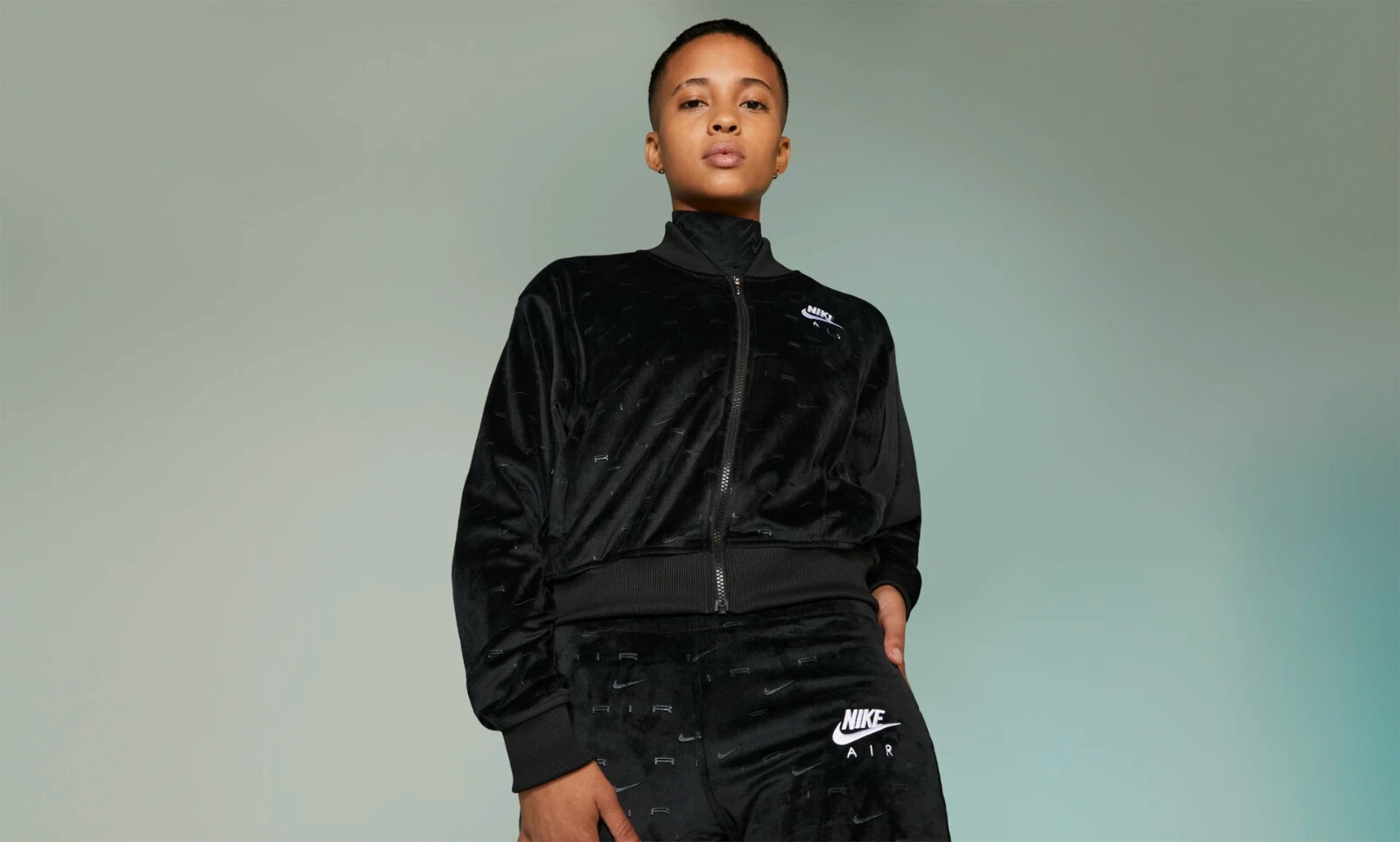 Women's Nike Air Swoosh Logo Printed 