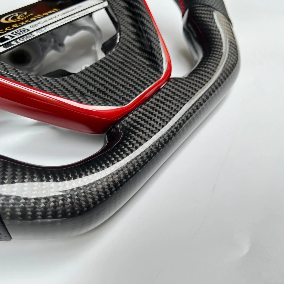 Volante de fibra de carbono real Highlander 2015-2019 para Toyota Foto 4 de 4