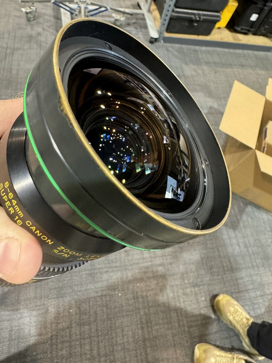 Canon 8-64mm T2.4 Super 16mm Cinema Zoom | eBay Canon 8-64mm T2.4 Super 16mm Cinema Zoom | eBay