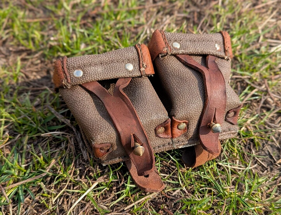 Rusia Soviética URSS WW2 Mosin Nagant Rifle Eslinga Munición Bolsa Soporte Estuche Foto 2 de 4