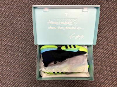 Size 10.5 - adidas Trae Young 2 Trae-Tlien