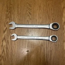 TEKTON - Lot Of 2 METRIC Ratcheting Combination Wrenches,6pt (19mm & 20mm)